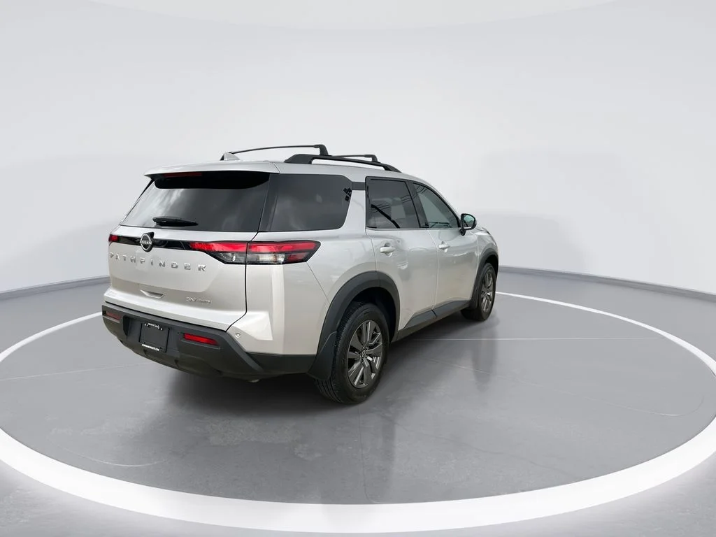 Used 2024 Silver Nissan SV image 8