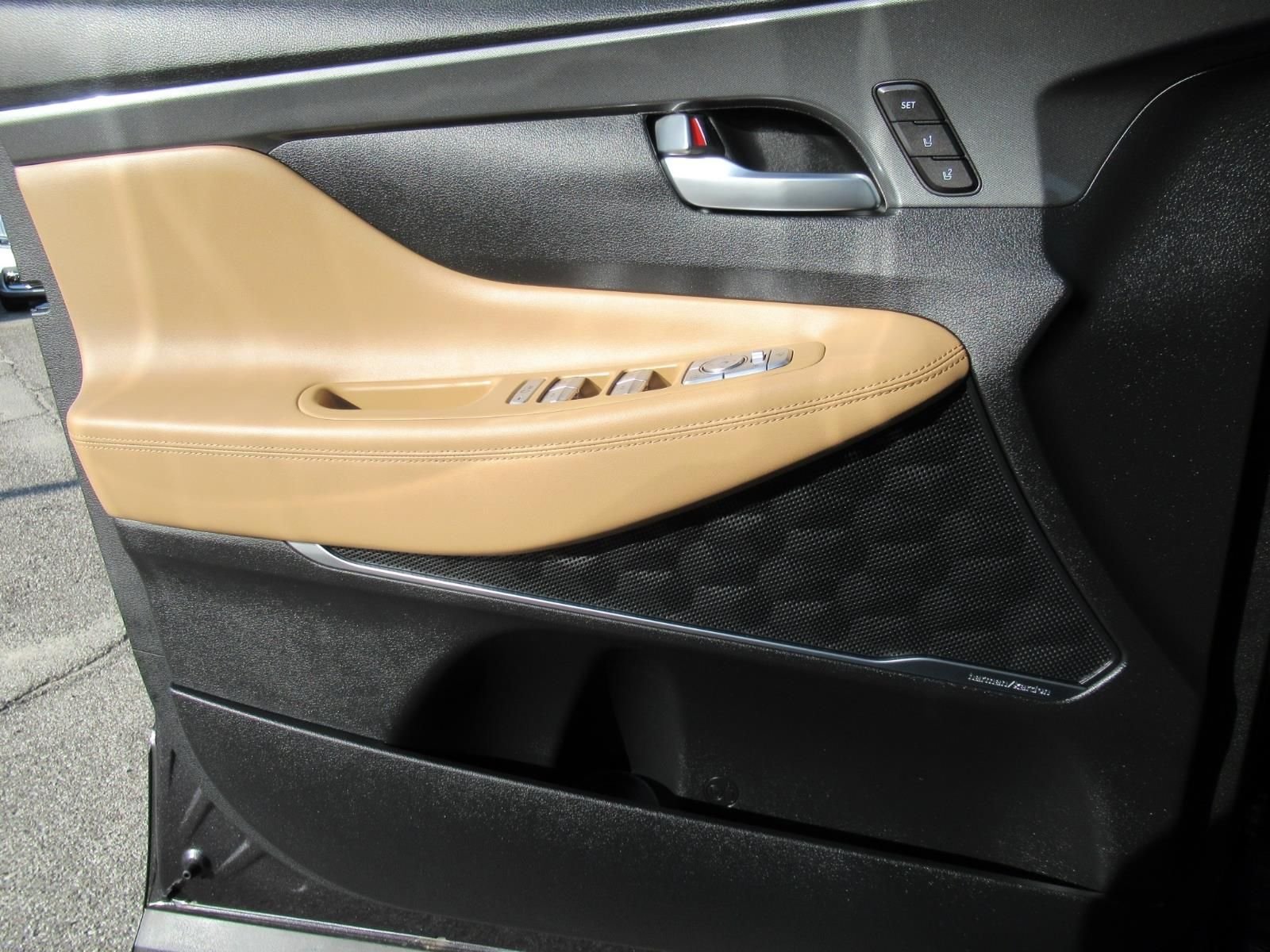 Used 2023 Gray Hyundai Calligraphy image 21