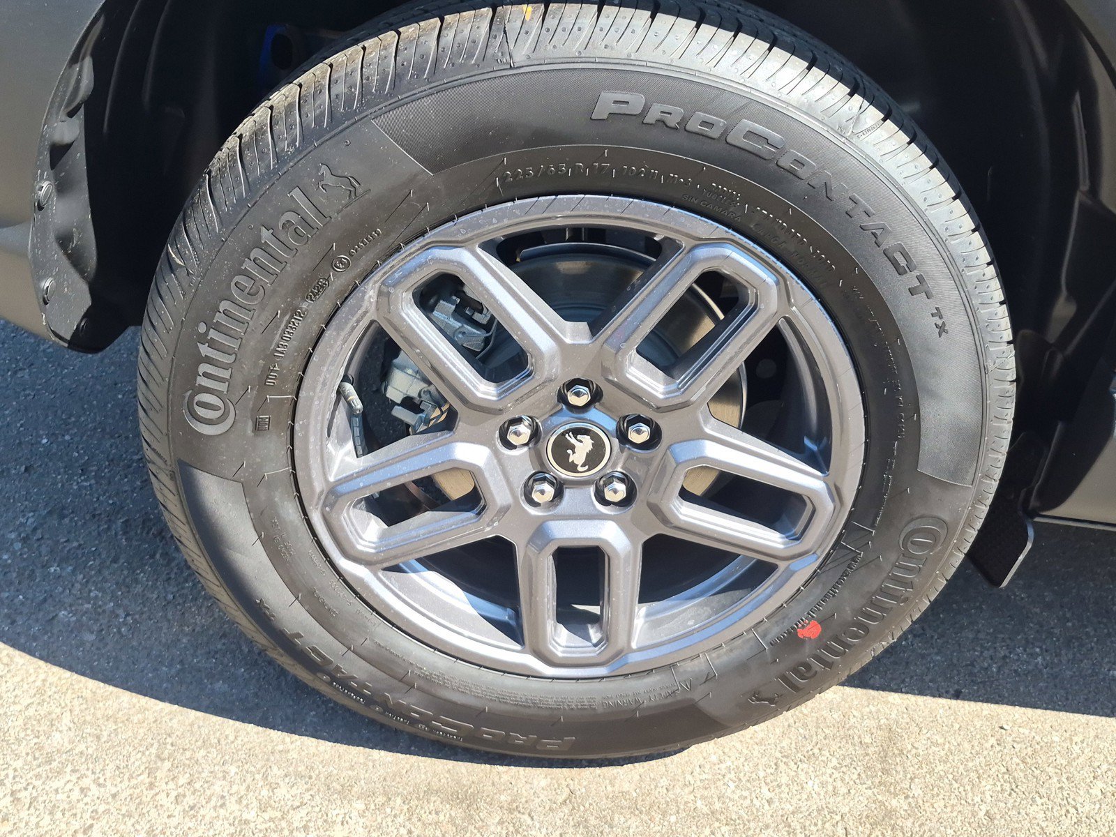 New 2026 Carbonized Gray Metallic Ford Big Bend® image 17