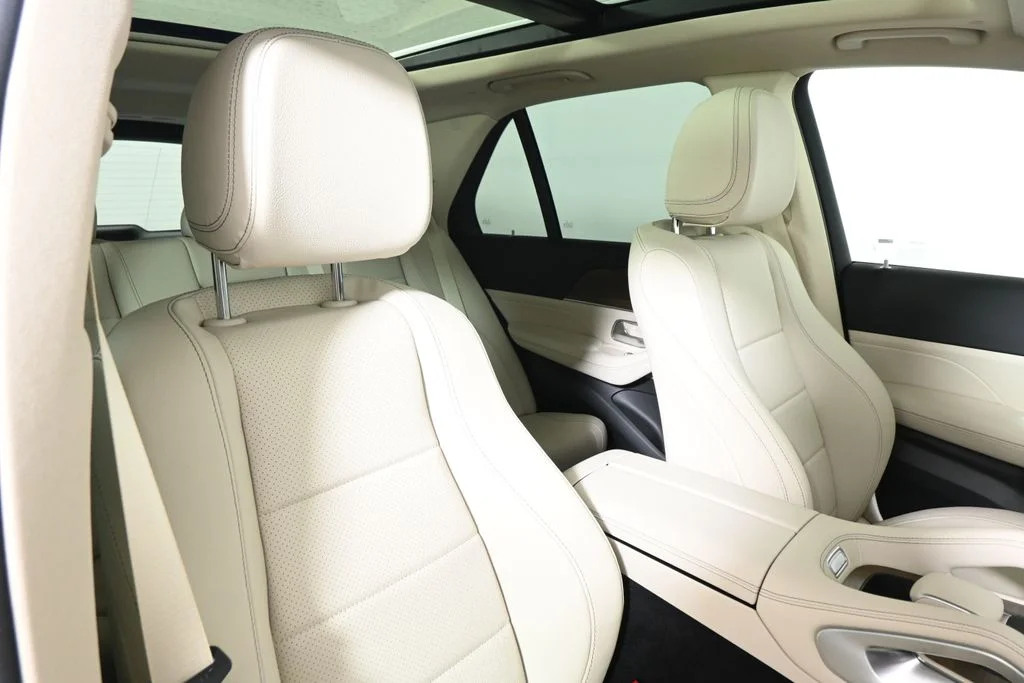 Used 2026 White Mercedes-Benz GLE 450 image 33