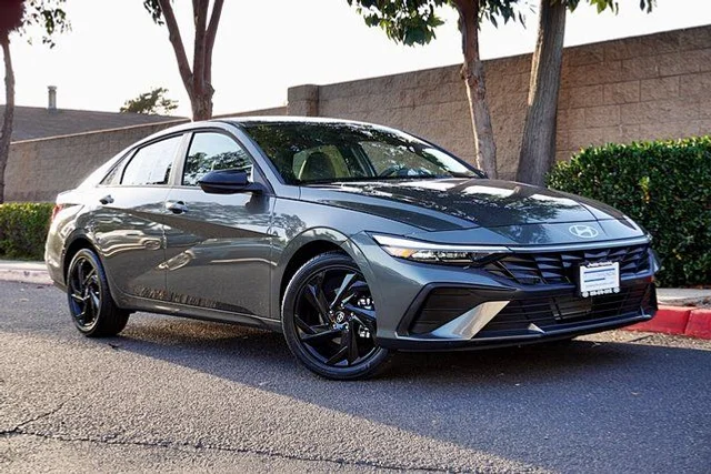2026 Hyundai Elantra SEL Sport