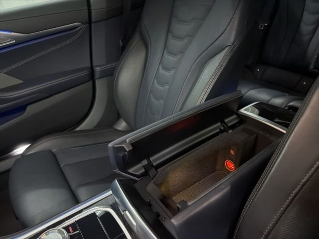2023 BMW 8 Series M850i - Photo 38