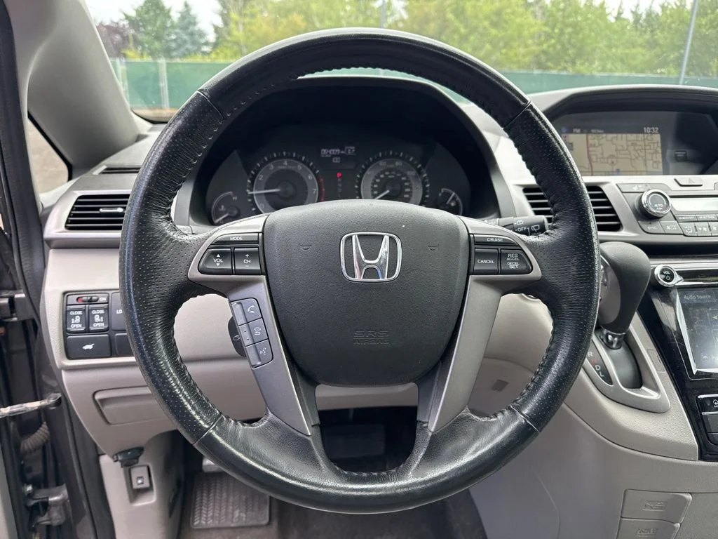 Used 2015 Modern Steel Metallic Honda EX-L image 10