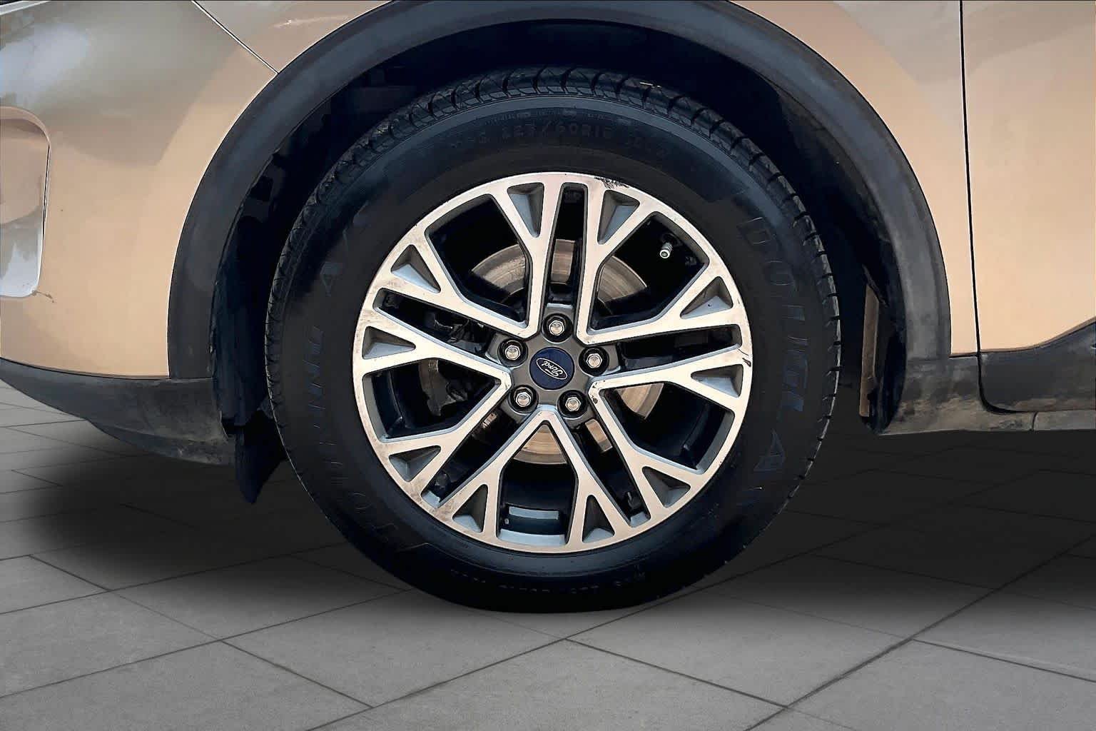 Used 2020 Desert Gold Ford SEL image 11
