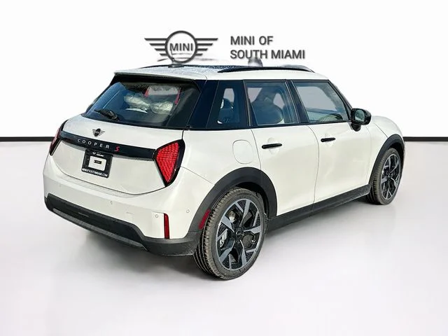 New 2026 White MINI Iconic image 6