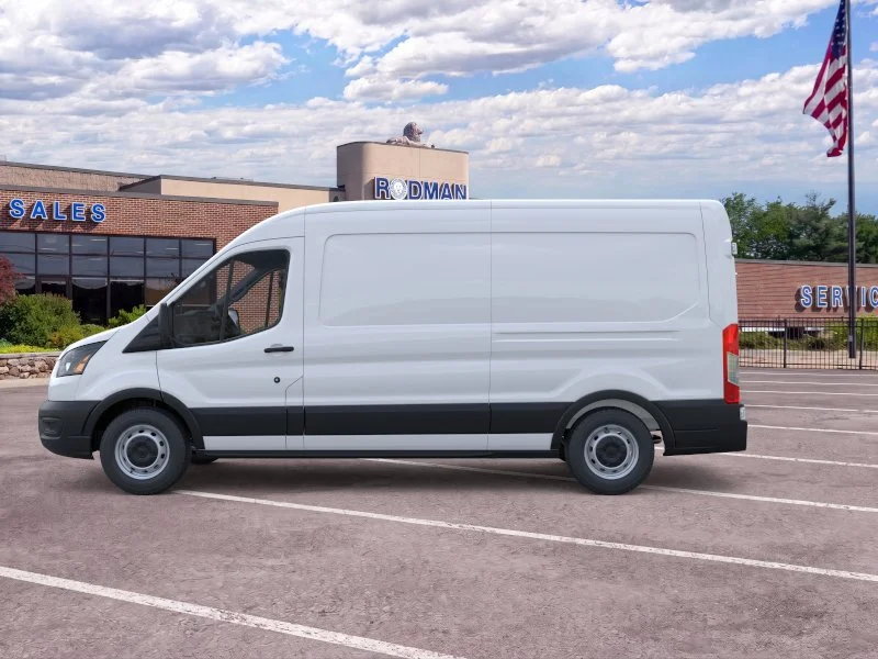 New 2026 Oxford White Ford Cargo Van image 31