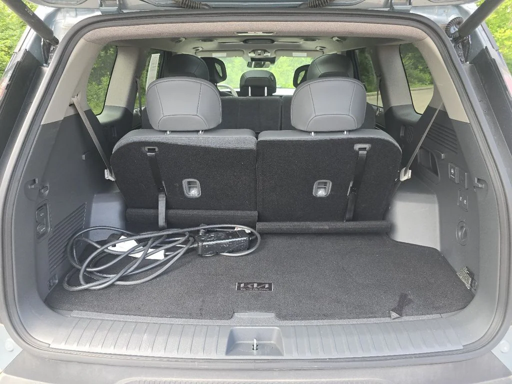 Used 2024 Green Kia Wind image 18