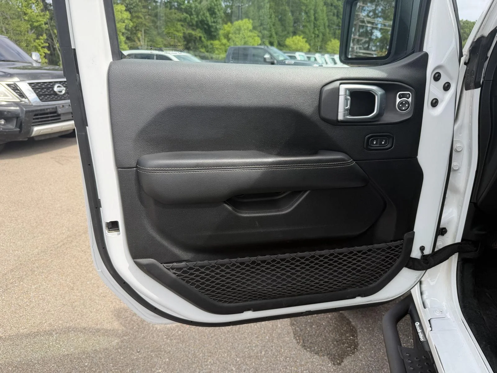 Used 2020 Bright White Clearcoat Jeep Rubicon image 16