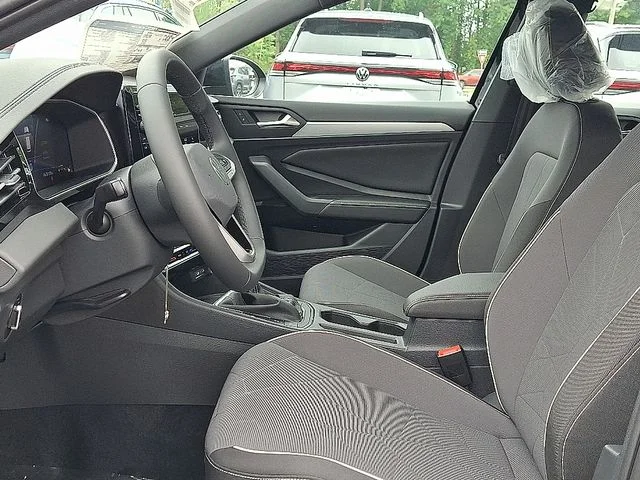 New 2026 Black Volkswagen 1.5T Sport image 10