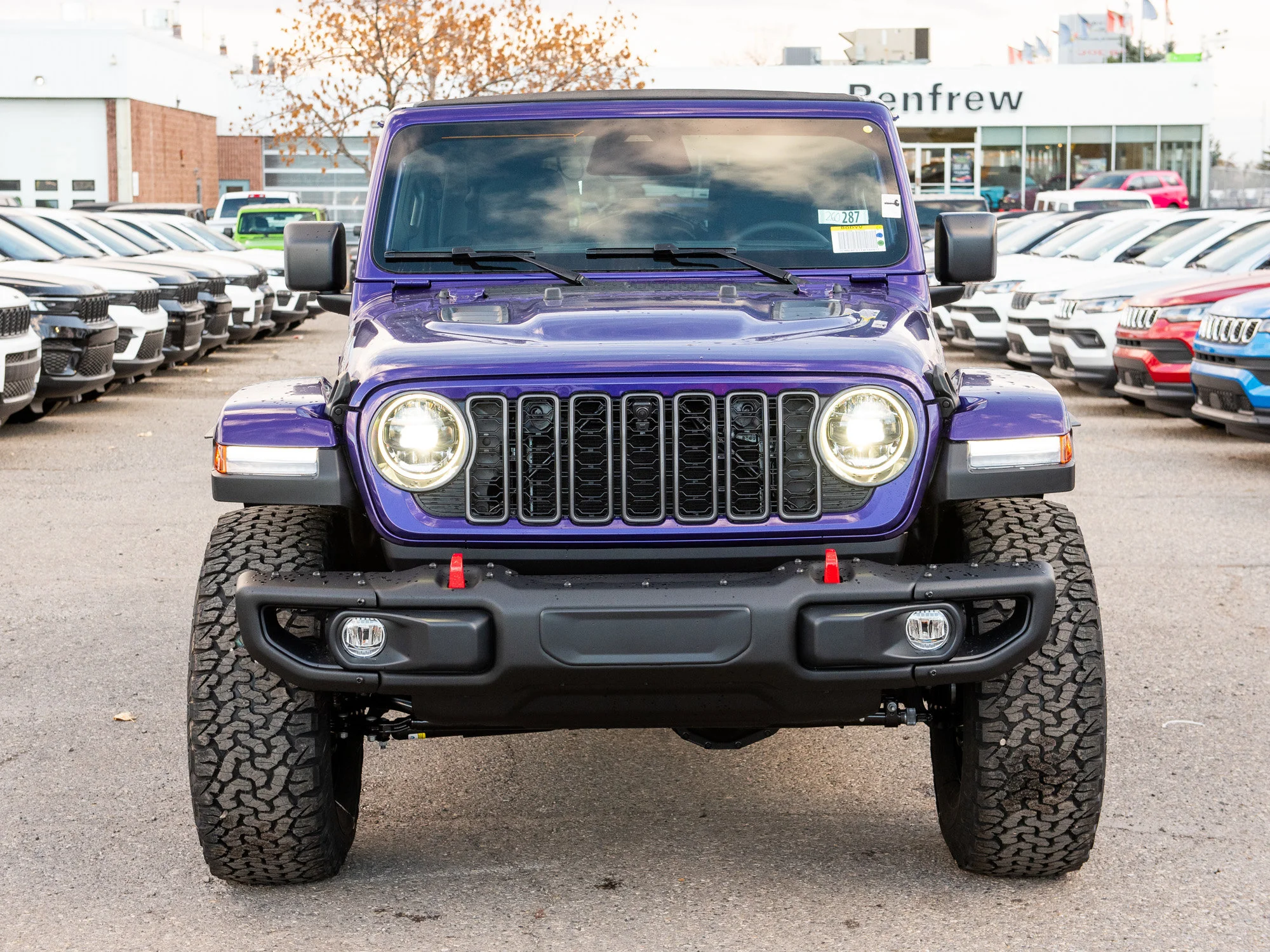 Used 2026 reign Jeep Rubicon X* 4 Door 4x4, Sky 1-Touch Pwr Top, Steel Bumpers, 35 Inch Tires image 9