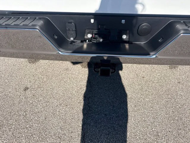 New 2026 Summit White Chevrolet LT image 16