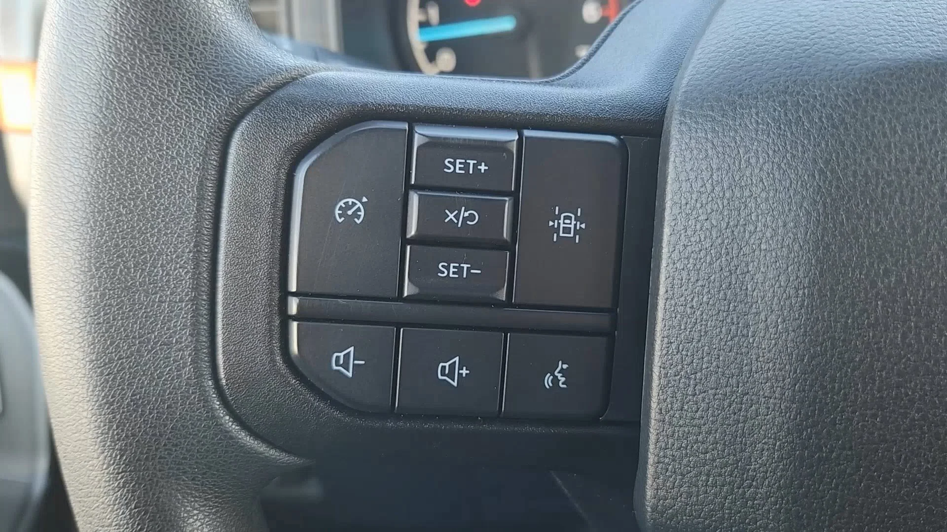 2022 Ford F-150 Tremor - Photo 13