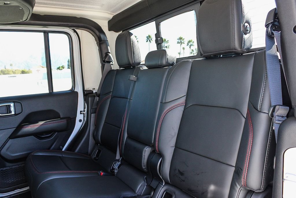 New 2026 Bright White Clearcoat Jeep Rubicon image 19
