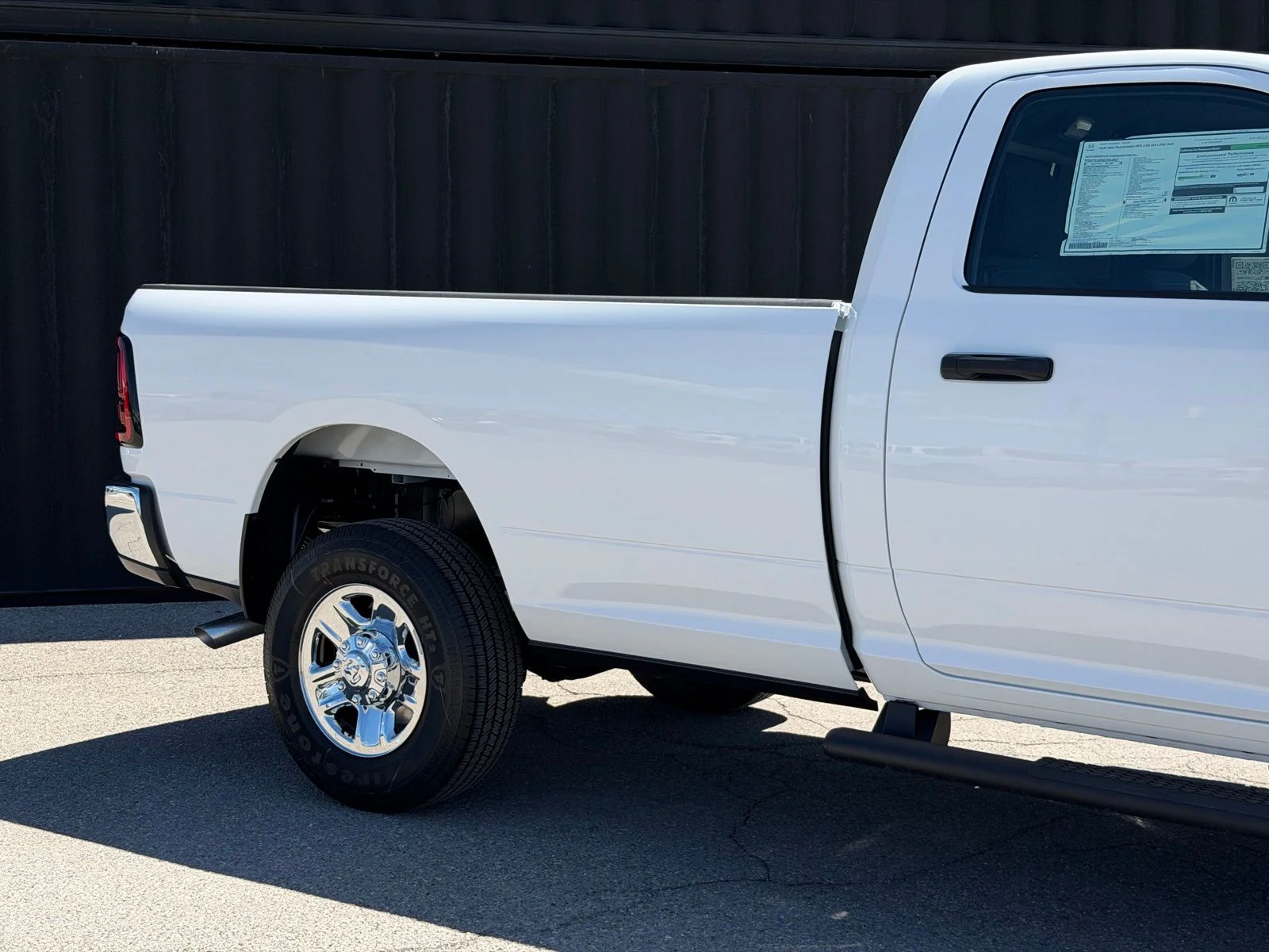New 2026 Bright White Clear-Coat Exterior Paint RAM Tradesman image 5