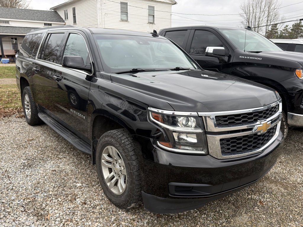 Used 2018 Chevrolet Suburban LT with VIN 1GNSKHKC1JR376347 for sale in Wellington, OH