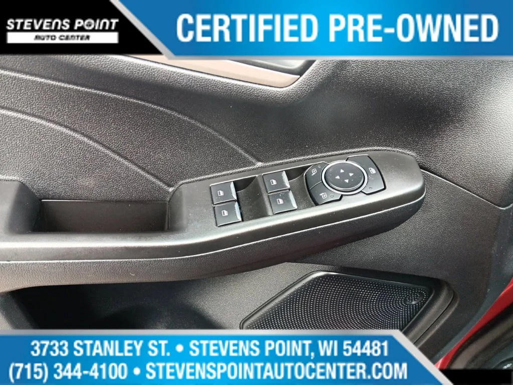 Used 2021 Rapid Red Metallic Tinted Clearcoat Ford SE image 18