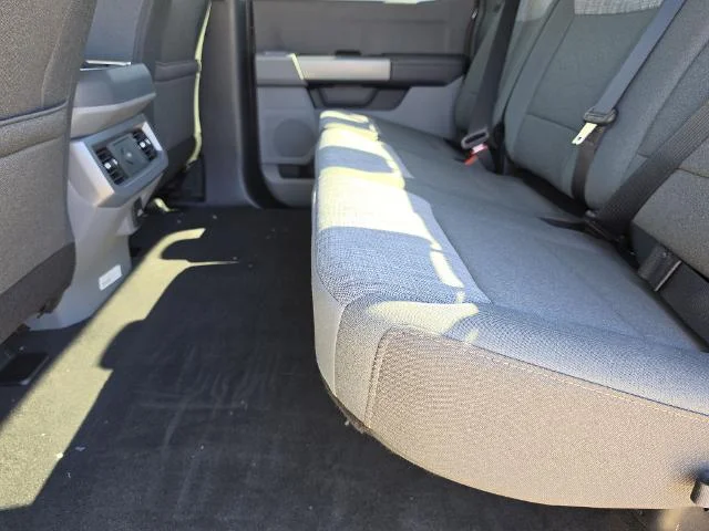 New 2027 Marsh Gray Metallic Ford F-250® XLT image 32