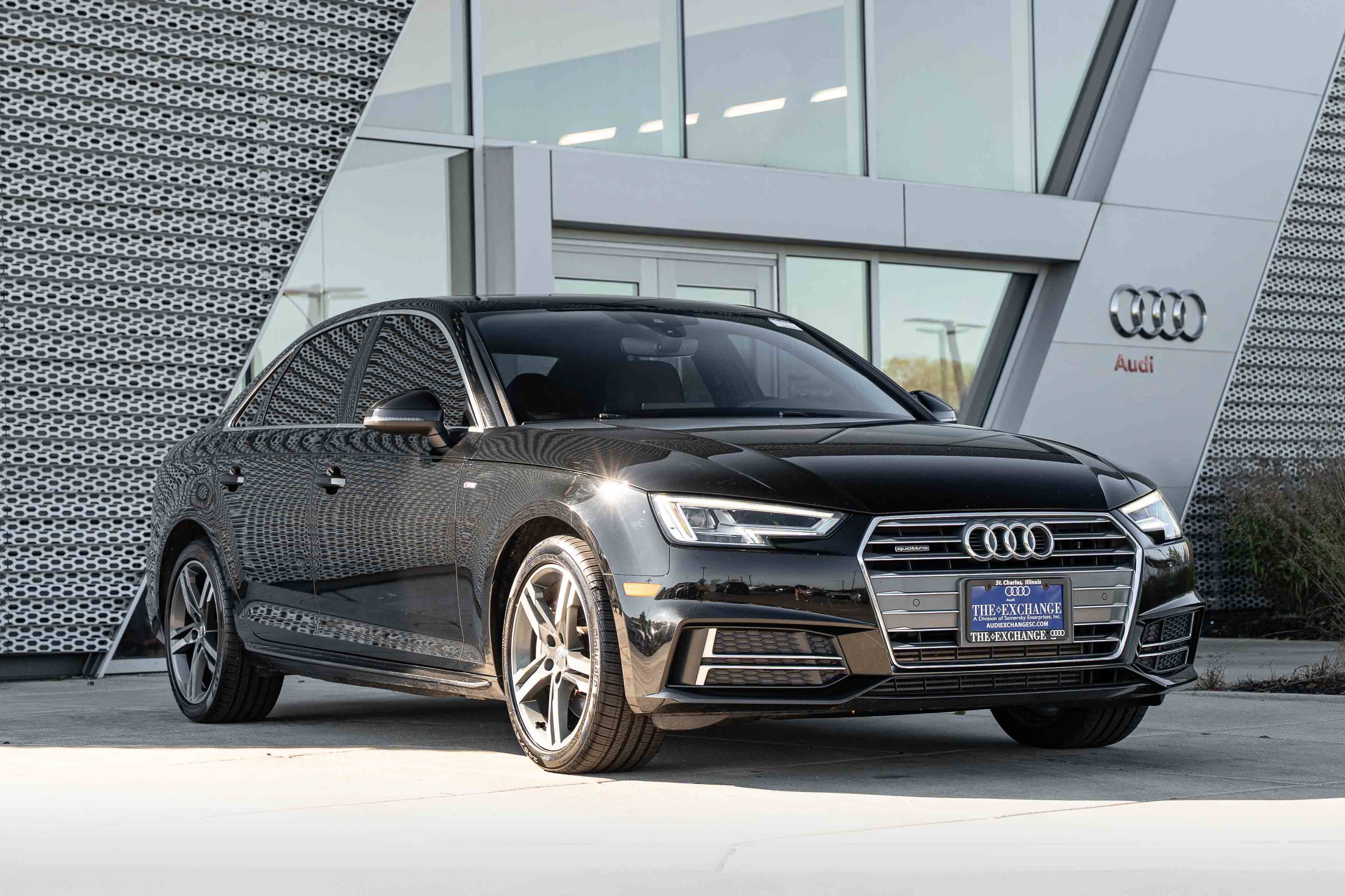 Used 2018 Mythos Black Metallic Audi Tech Premium Plus image 1