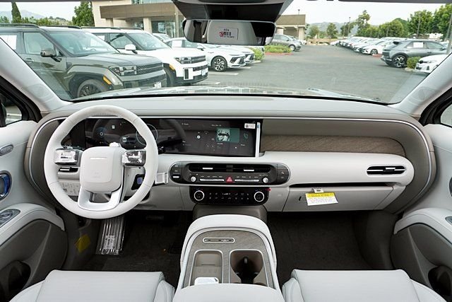 New 2026 Gray Hyundai SEL Premium image 23