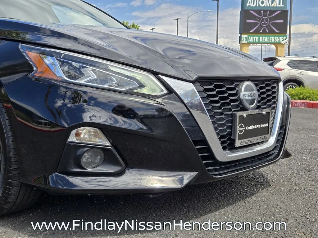 Certified Used 2021 Black Nissan 2.5 Platinum image 8
