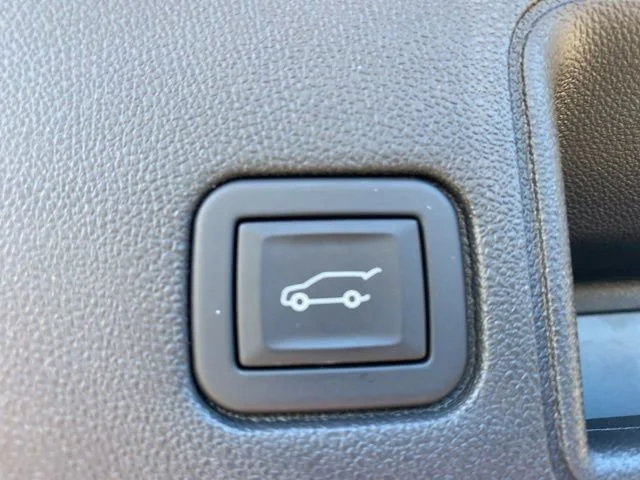 2023 GMC Terrain Denali - Photo 35