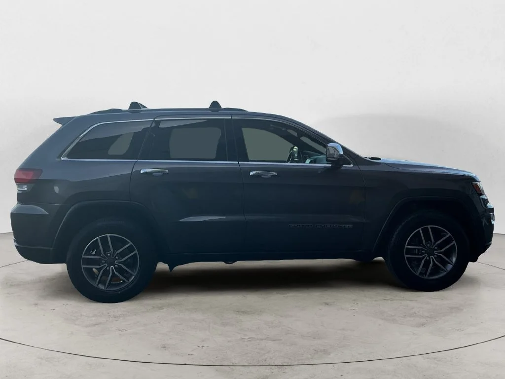 Used 2020 Gray Jeep Limited image 7