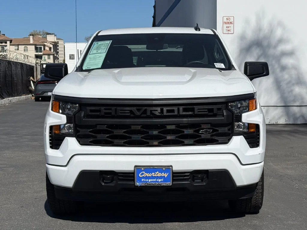 Used 2026 Summit White Chevrolet Custom image 3