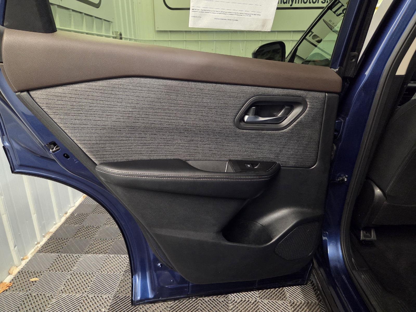 Used 2023 Caspian Blue Metallic Nissan SV image 30