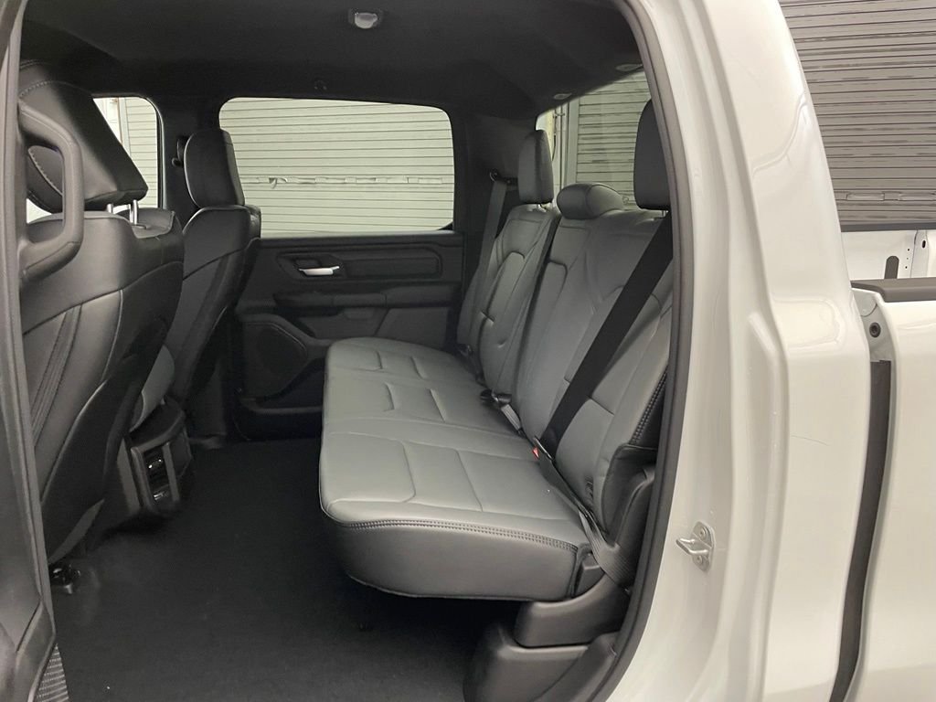 New 2026 Bright White Clear-Coat Exterior Paint RAM Tradesman image 17