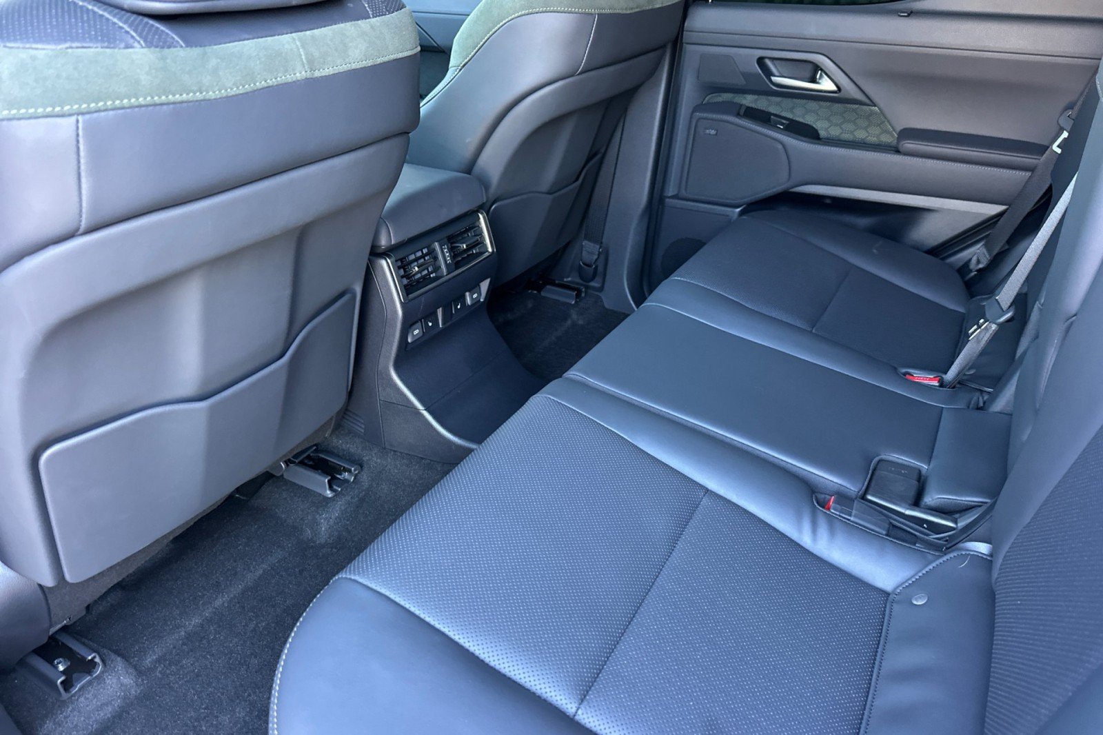 Used 2024 Caviar Lexus GX 550 Overtrail+ image 13