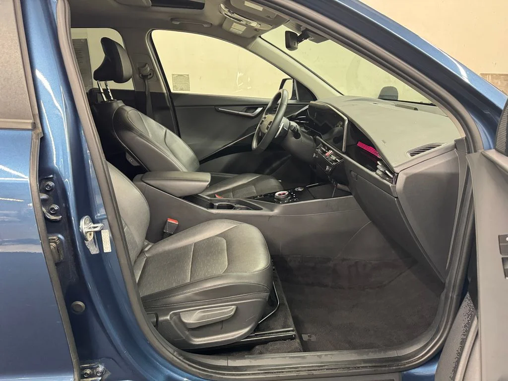 Used 2023 Blue Kia SX image 15