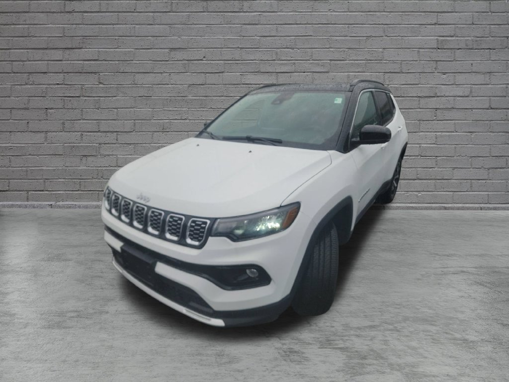 New 2026 Bright White Clear-Coat Exterior Paint Jeep Limited image 3