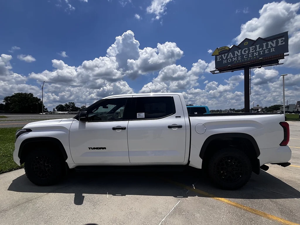 New 2026 Ice Cap Toyota  SR5 image 5
