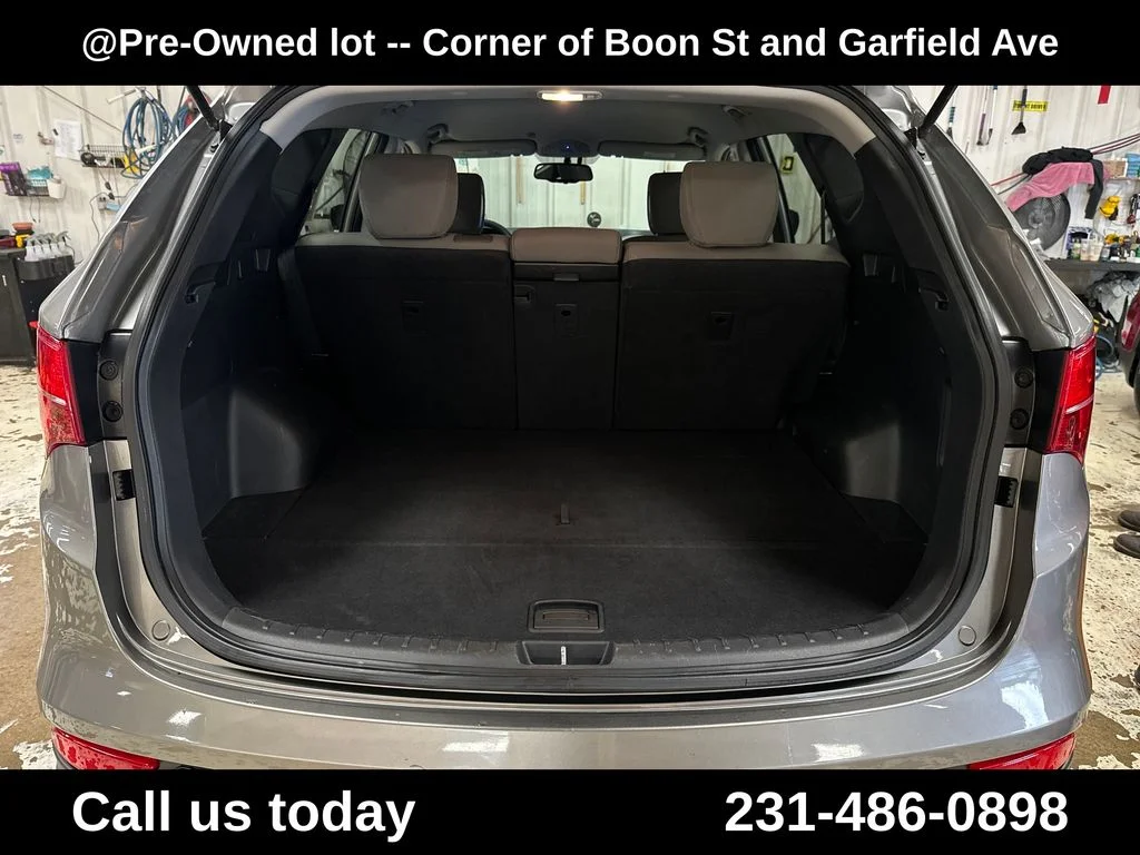 Used 2014 Gray Hyundai Base image 22