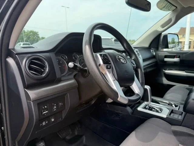 2017 Toyota Tundra SR5 - Photo 15