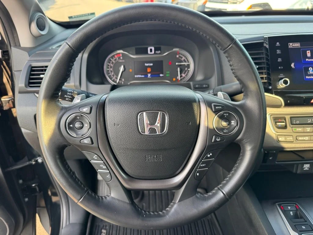 Used 2023  Honda RTL image 25