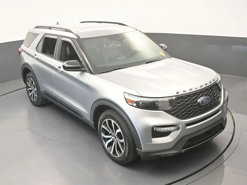 2023 Ford Explorer ST - Photo 61