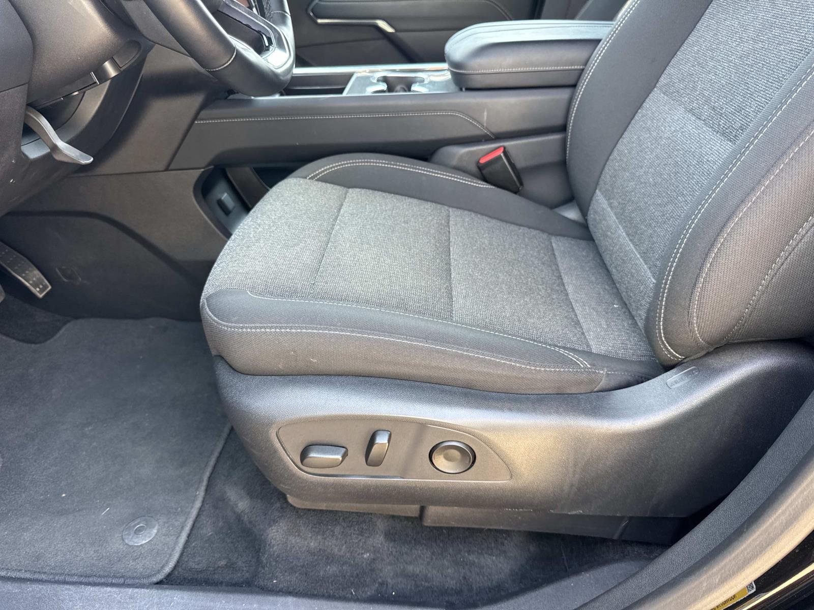 Used 2025 Black GMC FWD Elevation image 16