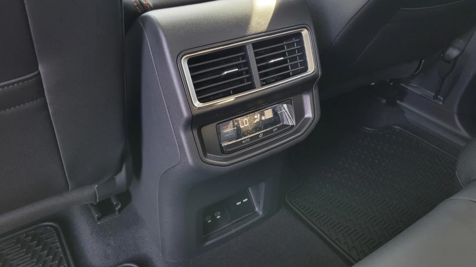 2026 Volkswagen Atlas Atlas Peak Edition - Photo 34