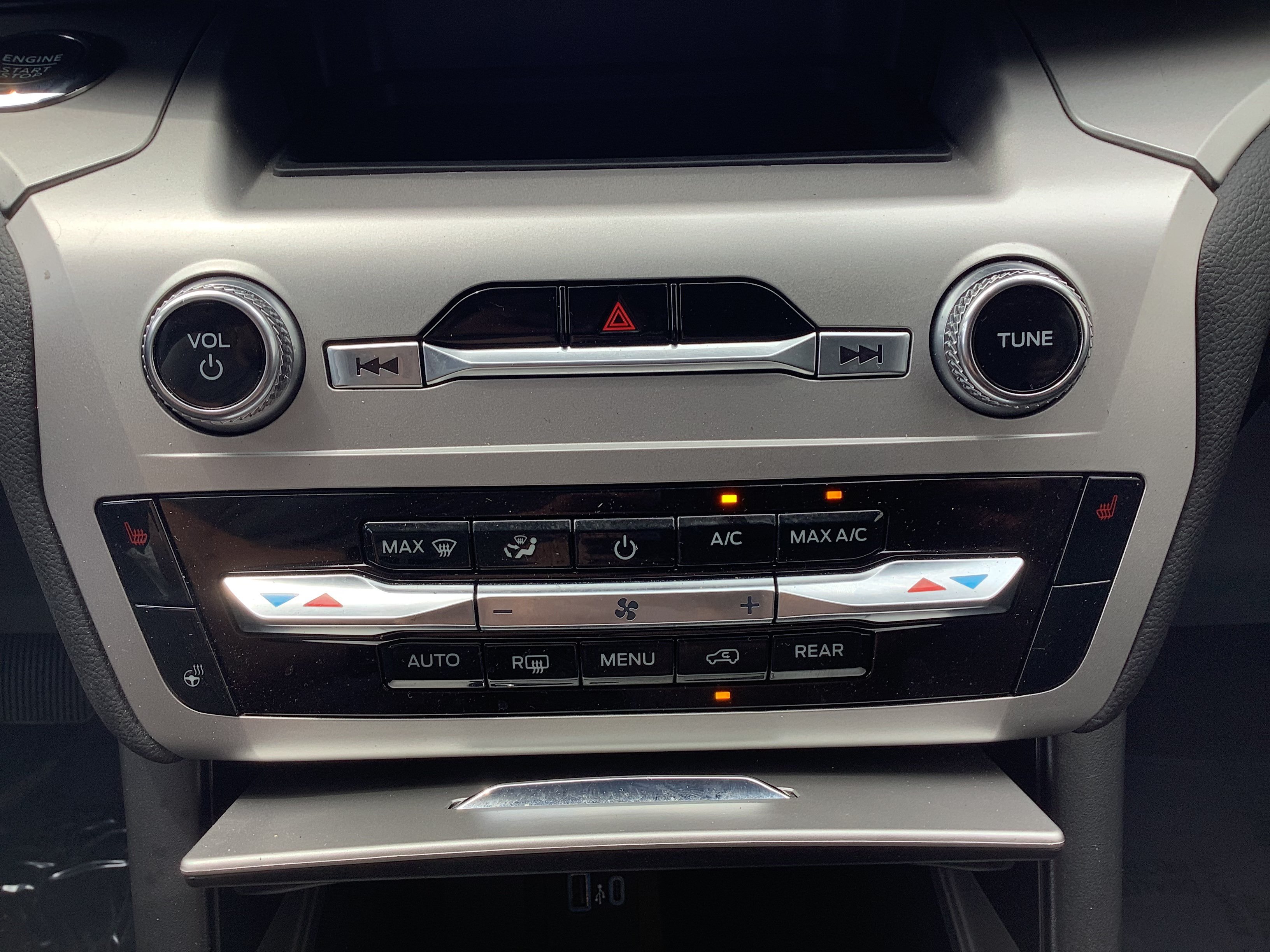 Used 2022 White Ford XLT image 18