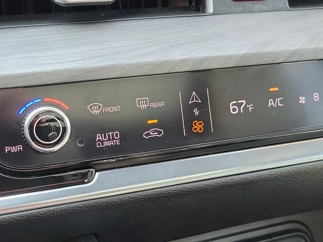 Used 2024 Green Kia X-Pro image 30