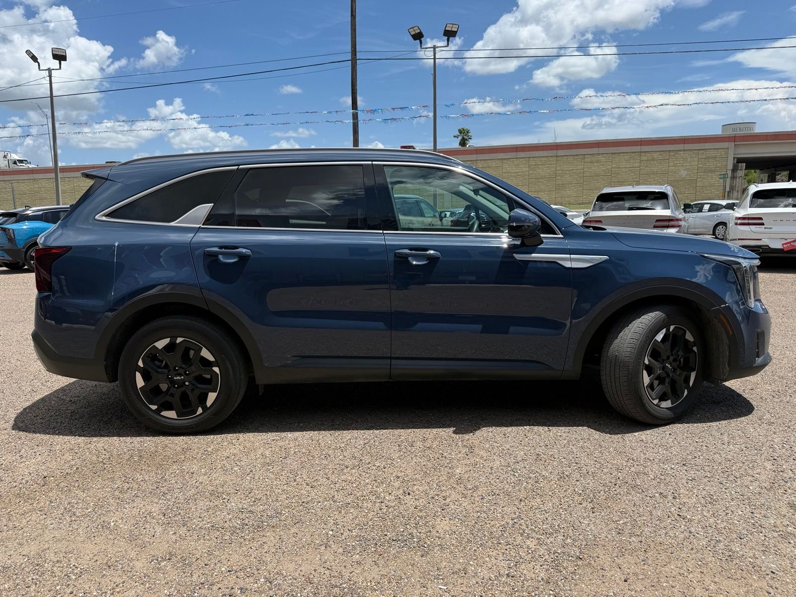 Used 2024 Black Kia S image 3