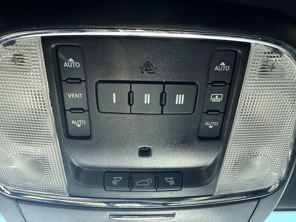 Used 2020 Black Jeep Limited X image 31