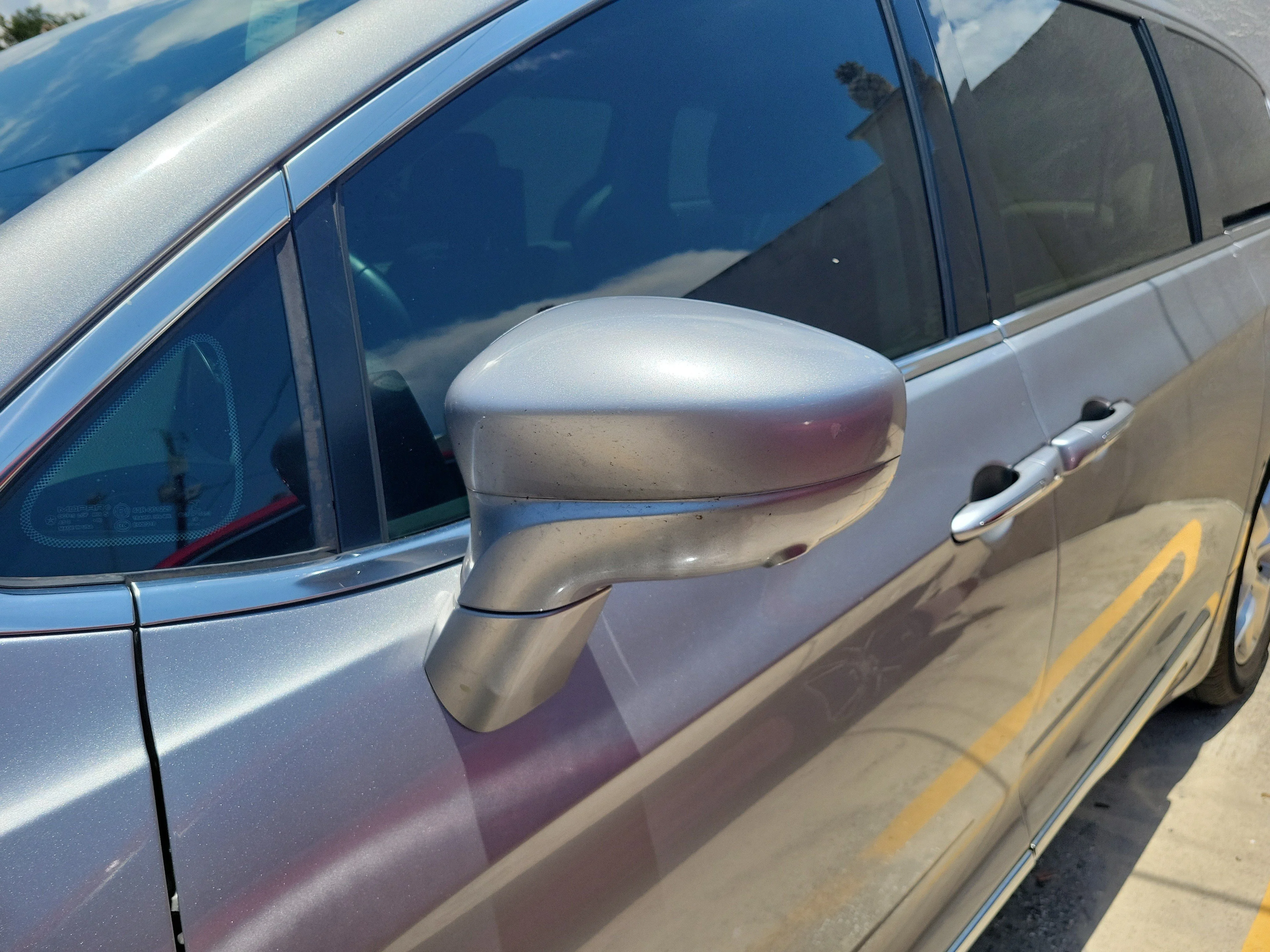 Used 2017 Billet Silver Metallic Clearcoat Chrysler Touring-L Plus image 5