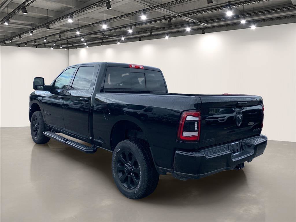 Used 2024 Diamond Black Crystal Pearlcoat Ram Big Horn image 5