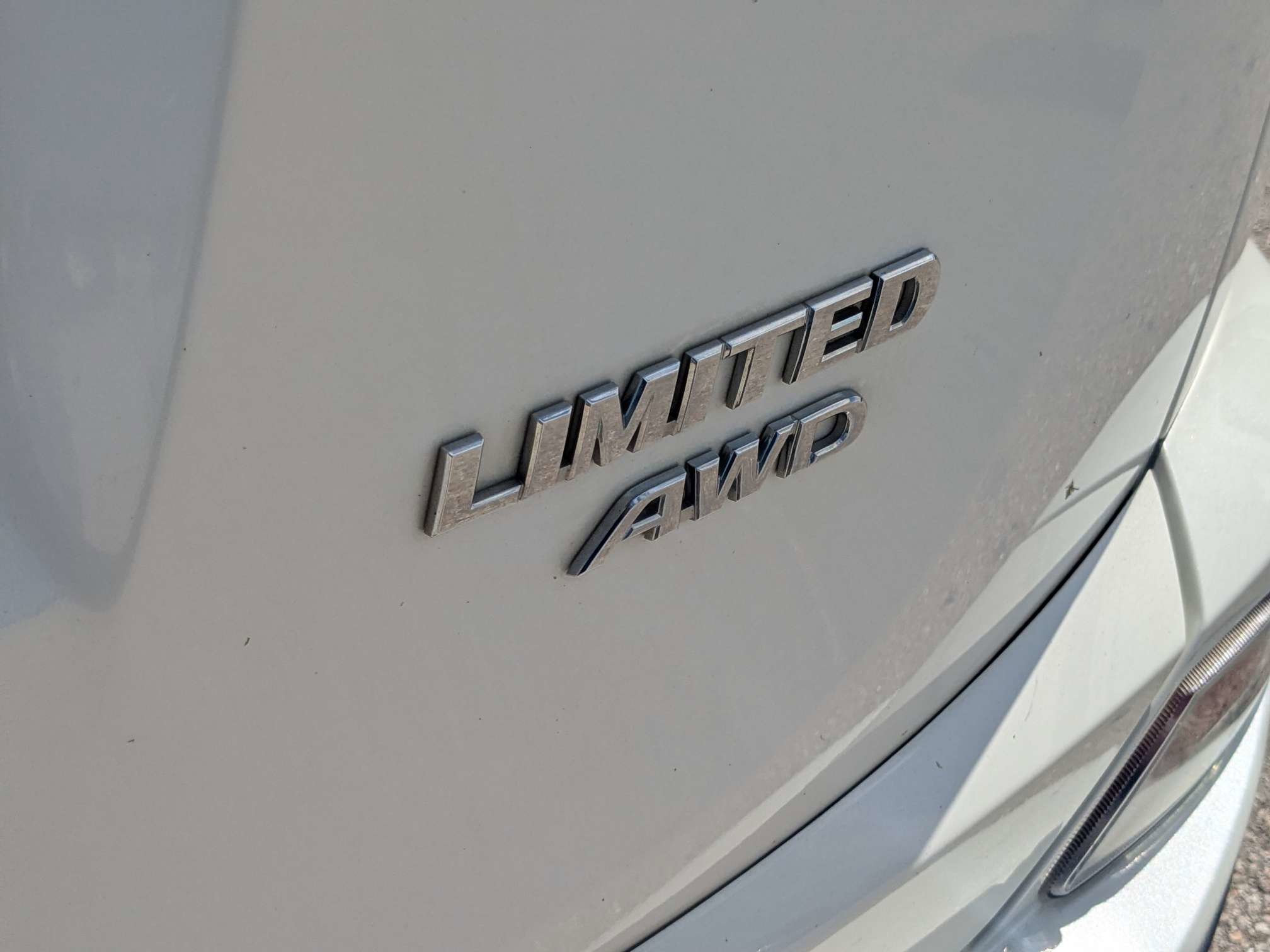 Used 2016 Blizzard Pearl Toyota Limited image 14