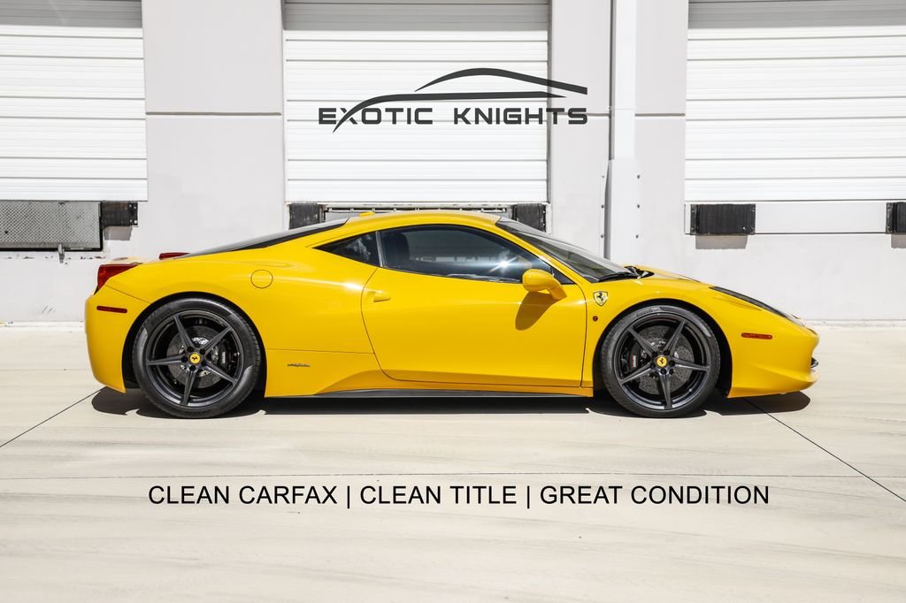 2010 Ferrari 458 Italia Base