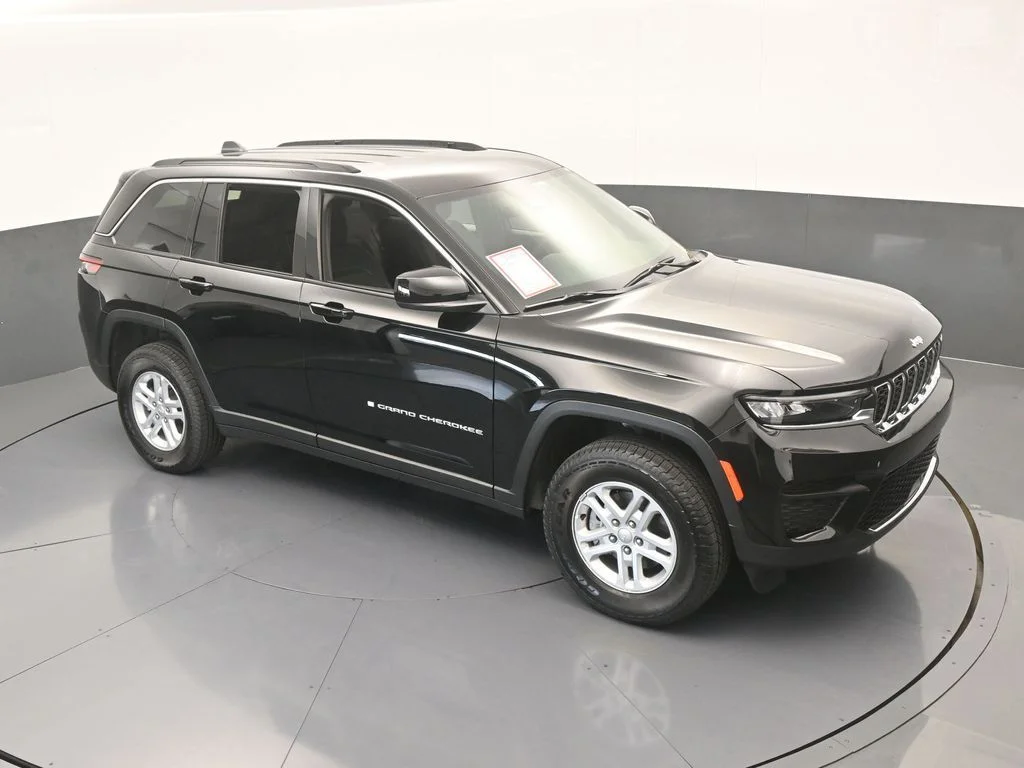 2025 Jeep Grand Cherokee Laredo - Photo 50