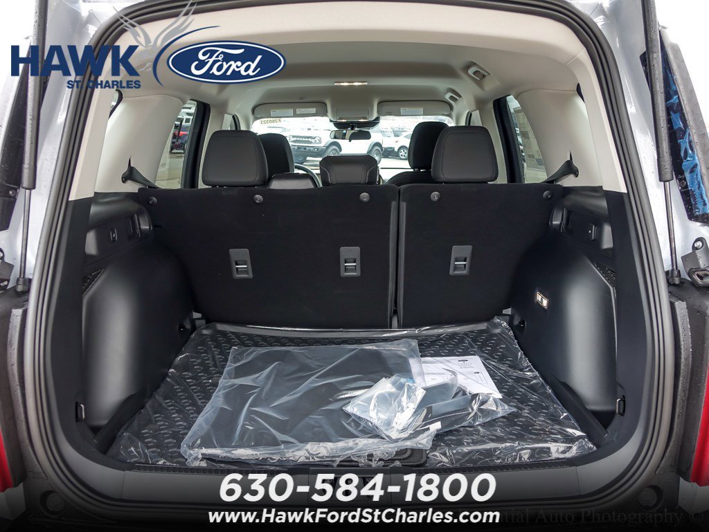 New 2026 Space White Metallic Ford Big Bend® image 8