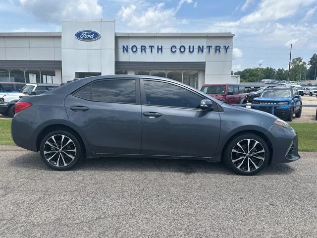 2018 Toyota Corolla XSE AT's photo